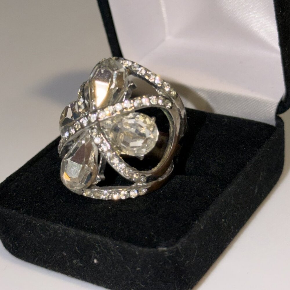 ring halo rock